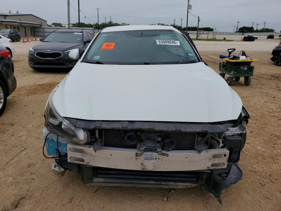 53089046 :رقم المزاد ، 1N4BL4BV2KC169525 vin ، 2019 Nissan Altima مزاد بيع
