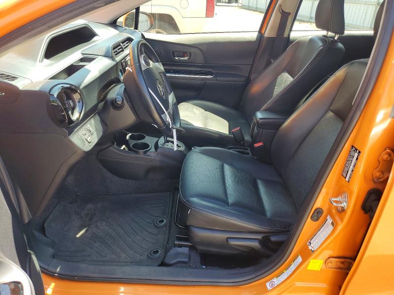 55171056 :رقم المزاد ، JTDKDTB3XF1111406 vin ، 2015 Toyota Prius C مزاد بيع