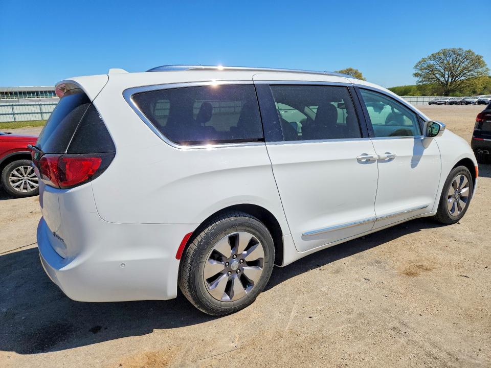 53174696 :رقم المزاد ، 2C4RC1N77JR126762 vin ، 2018 Chrysler Pacifica مزاد بيع