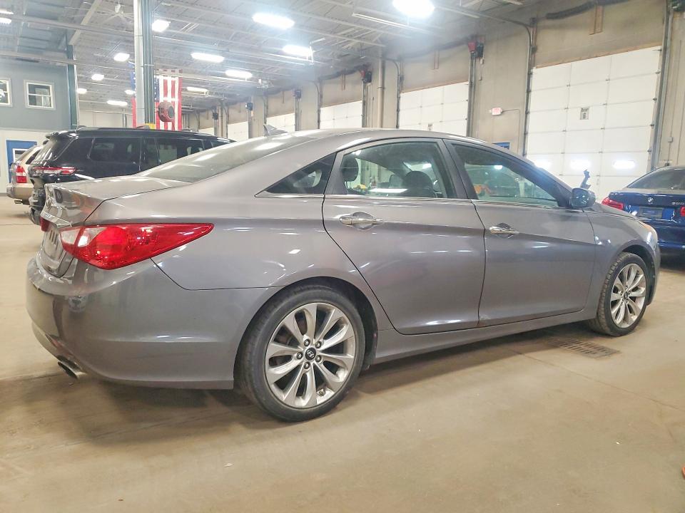 2011 Hyundai Sonata მანქანა იყიდება აუქციონზე, vin: 5NPEC4AC2BH196493, აუქციონის ნომერი: 53064316