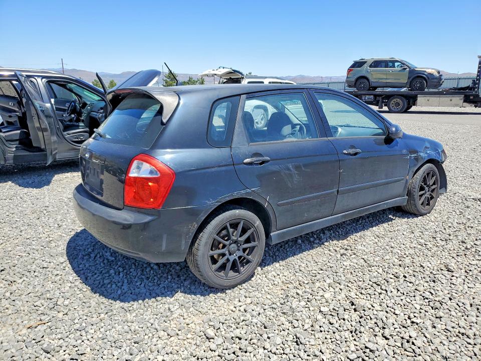 Продажа на аукционе авто 2005 Kia Spectra, vin: KNAFE162155106605, номер лота: 53836256