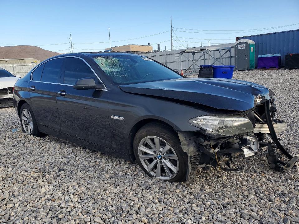 51874326 :رقم المزاد ، WBA5A5C54FD518604 vin ، 2015 Bmw 528 مزاد بيع