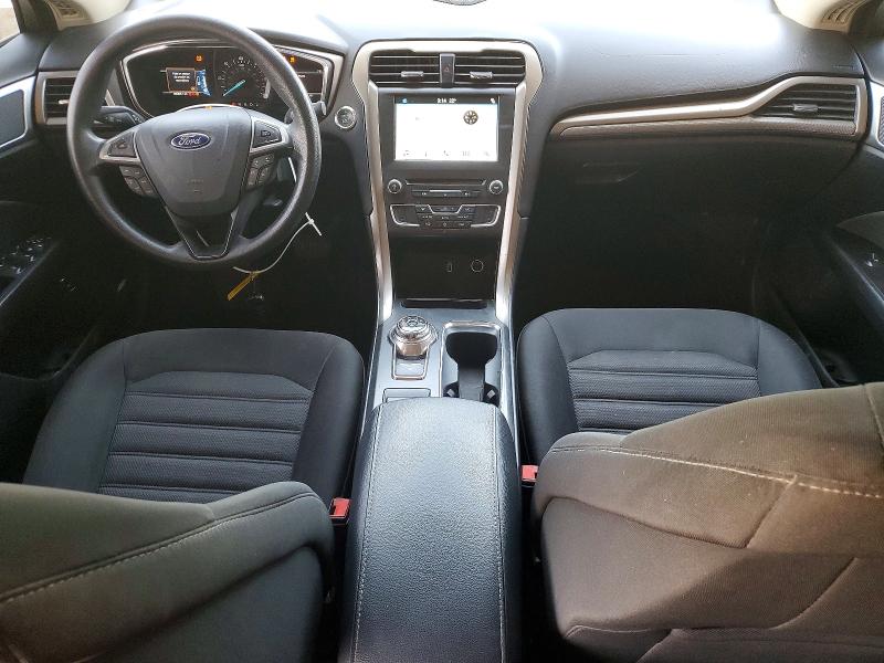 54255306 :رقم المزاد ، 3FA6P0LU8HR302030 vin ، 2017 Ford Fusion مزاد بيع