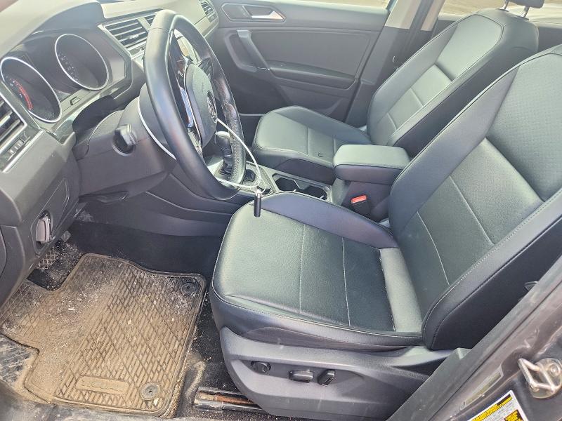 51776916 :رقم المزاد ، 3VV2B7AX8JM157282 vin ، 2018 Volkswagen Tiguan مزاد بيع