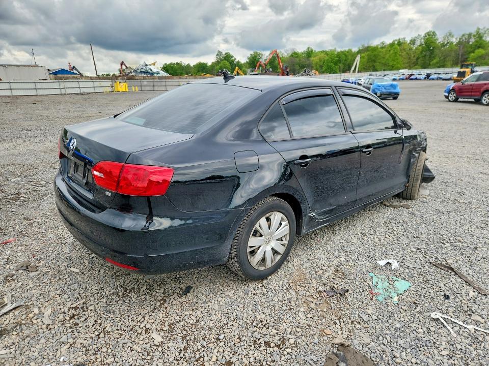 53602126 :رقم المزاد ، 3VWD17AJ3EM297491 vin ، 2014 Volkswagen Jetta مزاد بيع