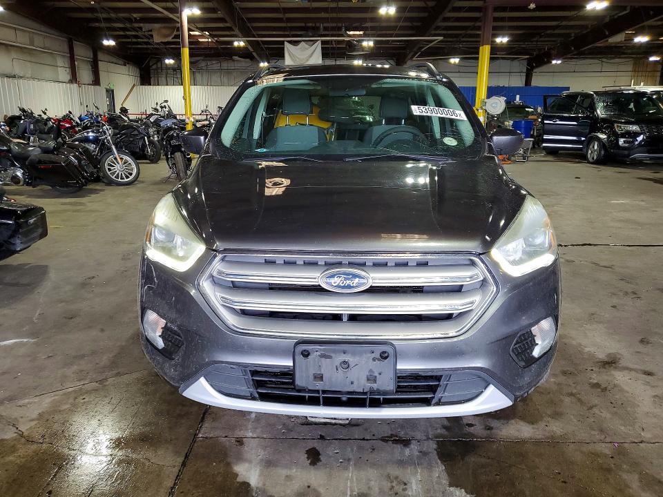 53900006 :رقم المزاد ، 1FMCU9G91HUB62567 vin ، 2017 Ford Escape مزاد بيع