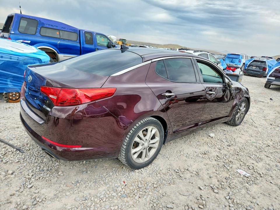 2013 Kia Optima მანქანა იყიდება აუქციონზე, vin: 5XXGN4A70DG186632, აუქციონის ნომერი: 53094616