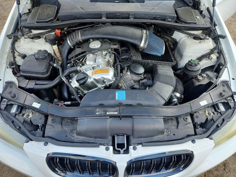 2011 Bmw 335 მანქანა იყიდება აუქციონზე, vin: WBAPM5C51BE435166, აუქციონის ნომერი: 51924146