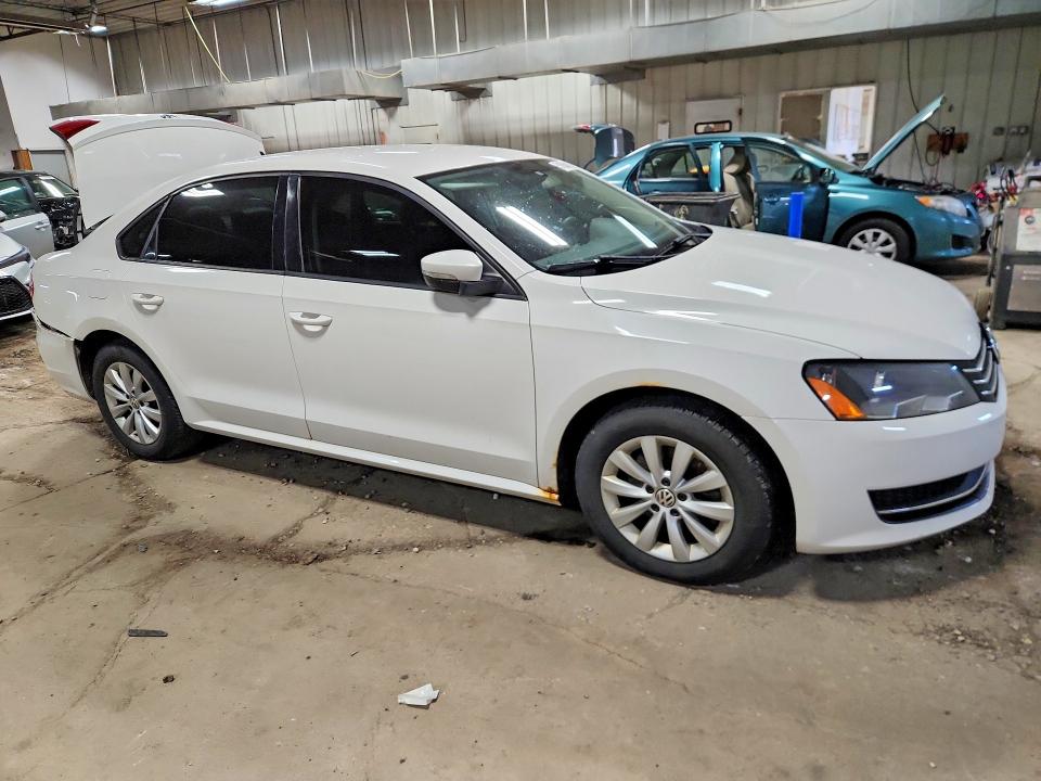 2013 Volkswagen Passat მანქანა იყიდება აუქციონზე, vin: 1VWAH7A32DC056697, აუქციონის ნომერი: 51585806