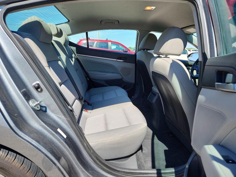 52151236 :رقم المزاد ، KMHD84LF3HU372868 vin ، 2017 Hyundai Elantra مزاد بيع