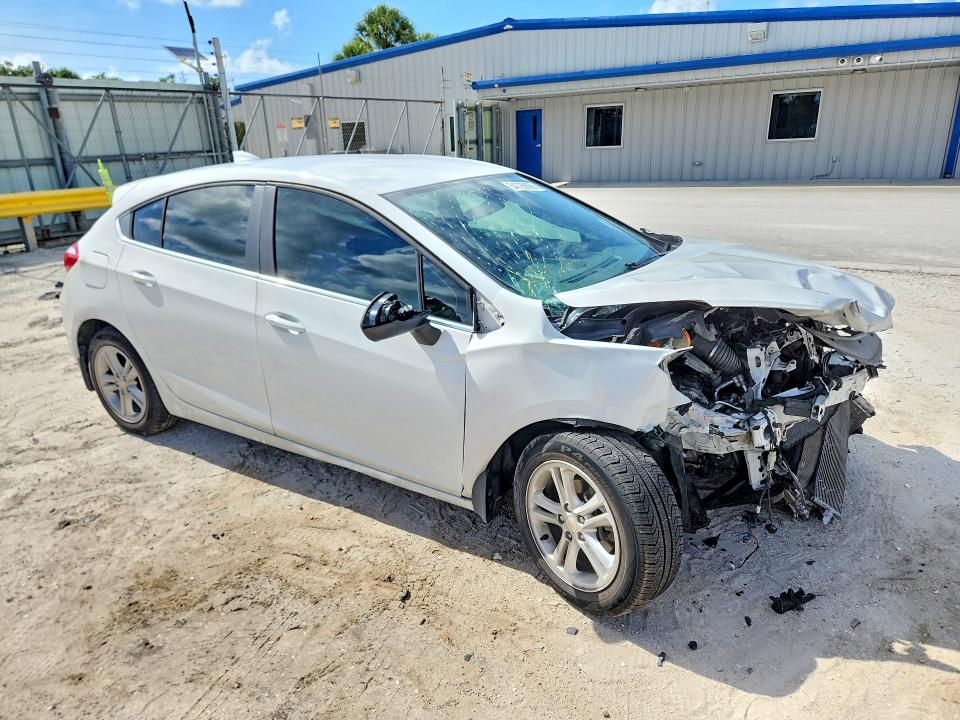 Продажа на аукционе авто 2018 Chevrolet Cruze, vin: 3G1BE6SM1JS637527, номер лота: 54726096