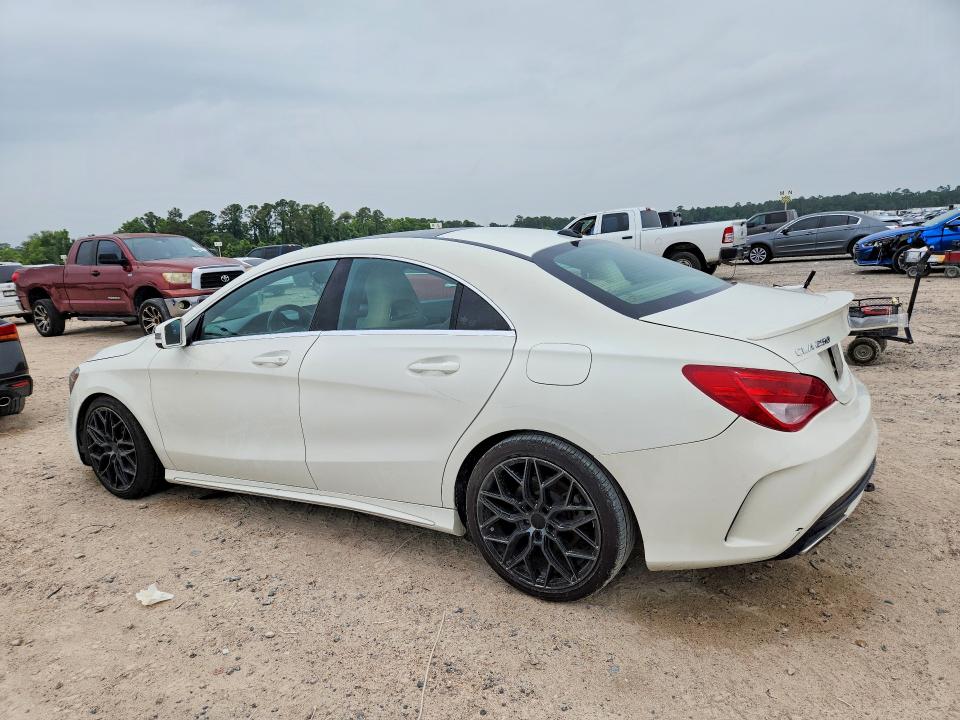 52744966 :رقم المزاد ، WDDSJ4EB9JN530498 vin ، 2018 Mercedes-benz Cla مزاد بيع