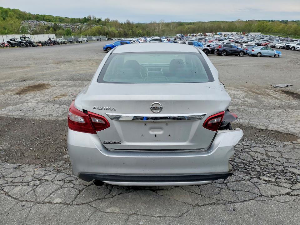 52861656 :رقم المزاد ، 1N4AL3AP4JC103212 vin ، 2018 Nissan Altima مزاد بيع