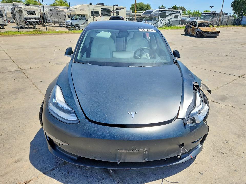 57375576 :رقم المزاد ، 5YJ3E1EB5KF539961 vin ، 2019 Tesla Model 3 مزاد بيع