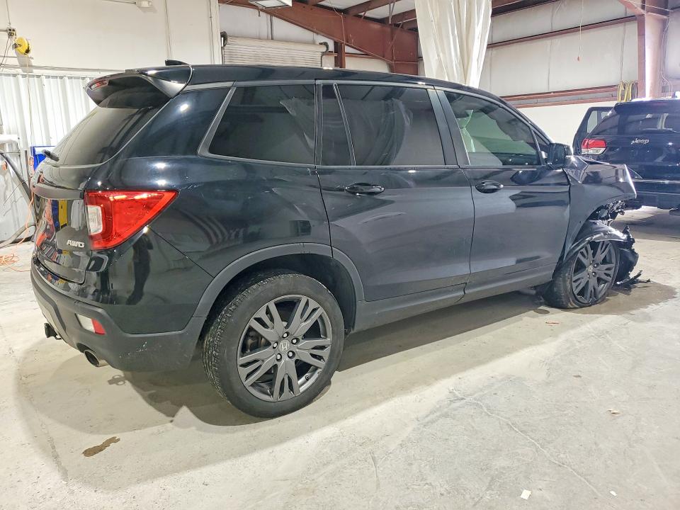 51960656 :رقم المزاد ، 5FNYF8H53MB022632 vin ، 2021 Honda Passport مزاد بيع