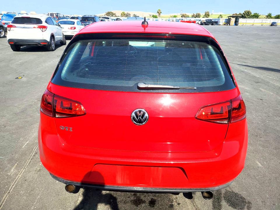 Продаж на аукціоні авто 2015 Volkswagen Gti, vin: 3VW4T7AU1FM007643, номер лоту: 53199926