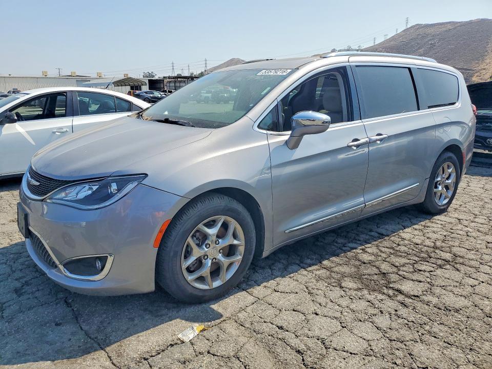 2017 Chrysler Pacifica მანქანა იყიდება აუქციონზე, vin: 2C4RC1GG6HR504318, აუქციონის ნომერი: 53579216