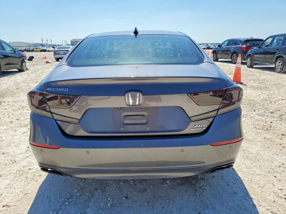 2018 Honda Accord მანქანა იყიდება აუქციონზე, vin: 1HGCV2F95JA018832, აუქციონის ნომერი: 52524006