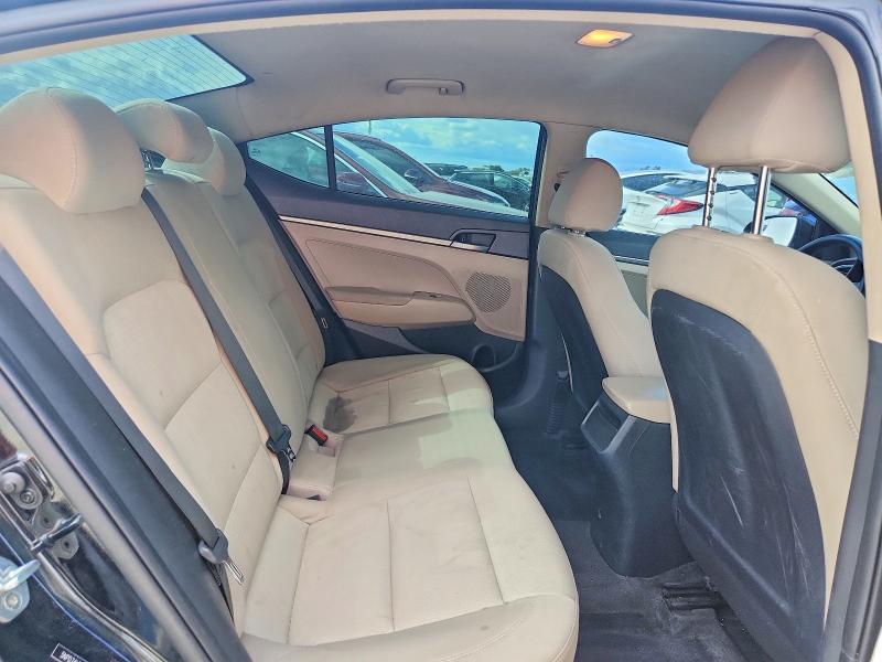 55402046 :رقم المزاد ، 5NPD74LFXHH202248 vin ، 2017 Hyundai Elantra مزاد بيع