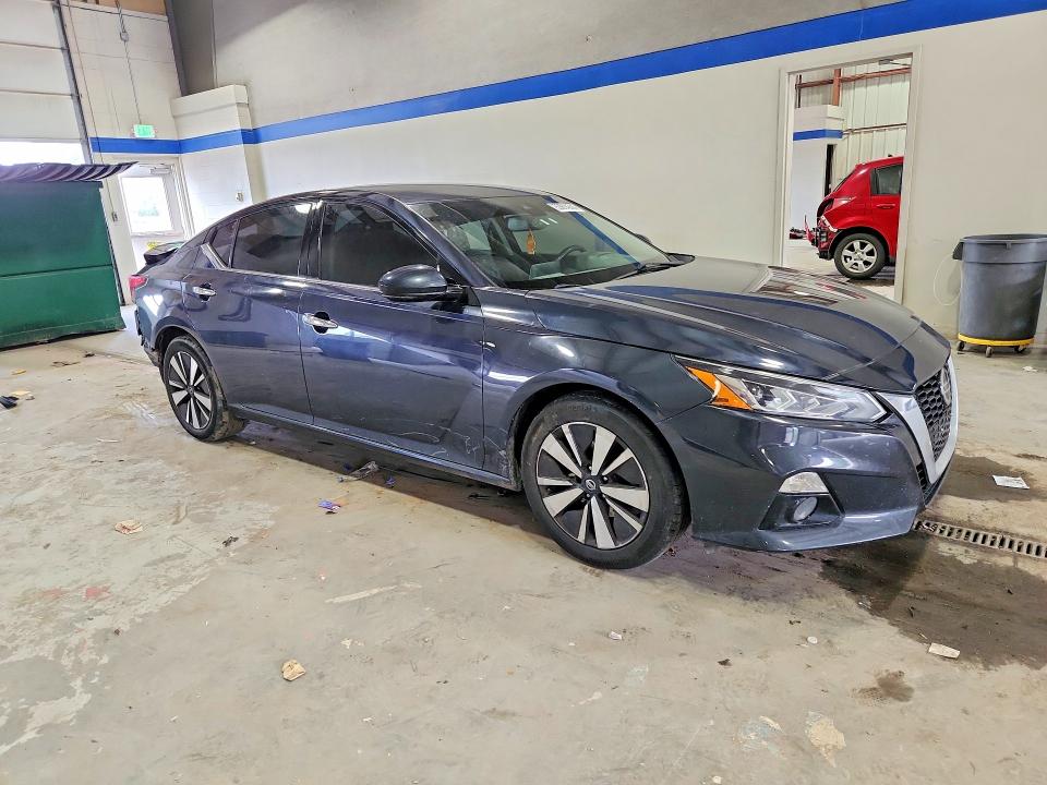 53814396 :رقم المزاد ، 1N4BL4DV9KC111036 vin ، 2019 Nissan Altima مزاد بيع
