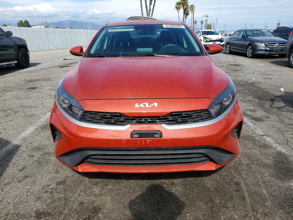 55365096 :رقم المزاد ، 3KPF24AD3NE494818 vin ، 2022 Kia Forte مزاد بيع
