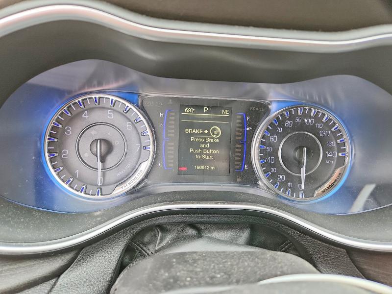 Продаж на аукціоні авто 2016 Chrysler 200, vin: 1C3CCCFB3GN196189, номер лоту: 53052296