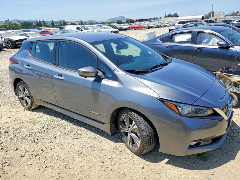 53143786 :رقم المزاد ، 1N4AZ1CP5KC303467 vin ، 2019 Nissan Leaf مزاد بيع