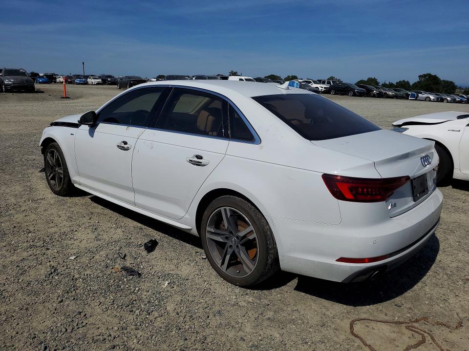 Продажа на аукционе авто 2018 Audi A4, vin: WAUENAF42JA044100, номер лота: 53296586