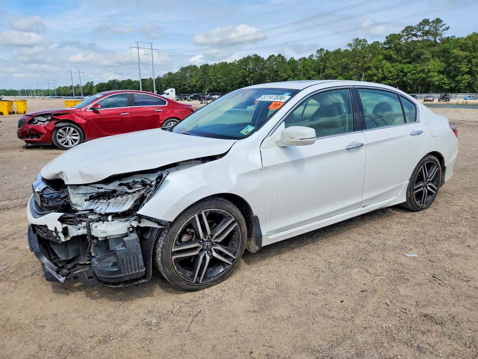 51147836 :رقم المزاد ، 1HGCR3F92GA006026 vin ، 2016 Honda Accord مزاد بيع