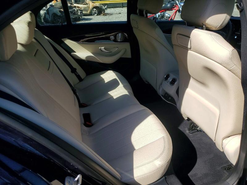 Продажа на аукционе авто 2018 Mercedes-benz E, vin: WDDZF4KB4JA404853, номер лота: 52403246