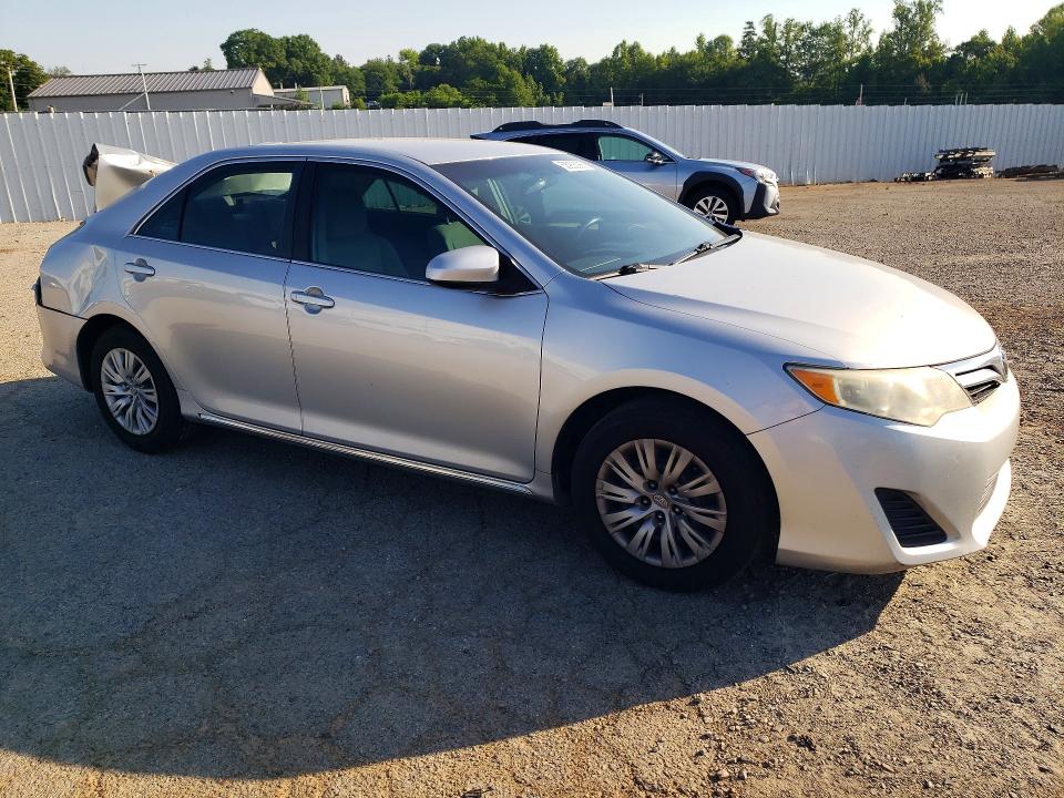 2013 Toyota Camry მანქანა იყიდება აუქციონზე, vin: 4T1BF1FK2DU713563, აუქციონის ნომერი: 53933086