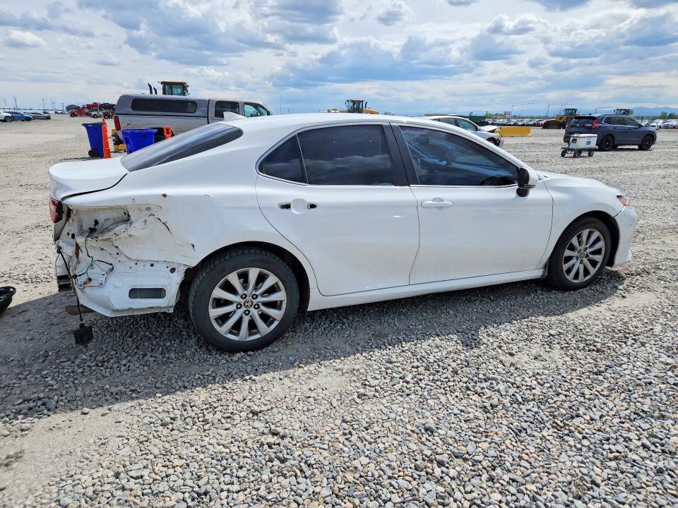 54445556 :رقم المزاد ، 4T1L11BK3LU011792 vin ، 2020 Toyota Camry Le مزاد بيع