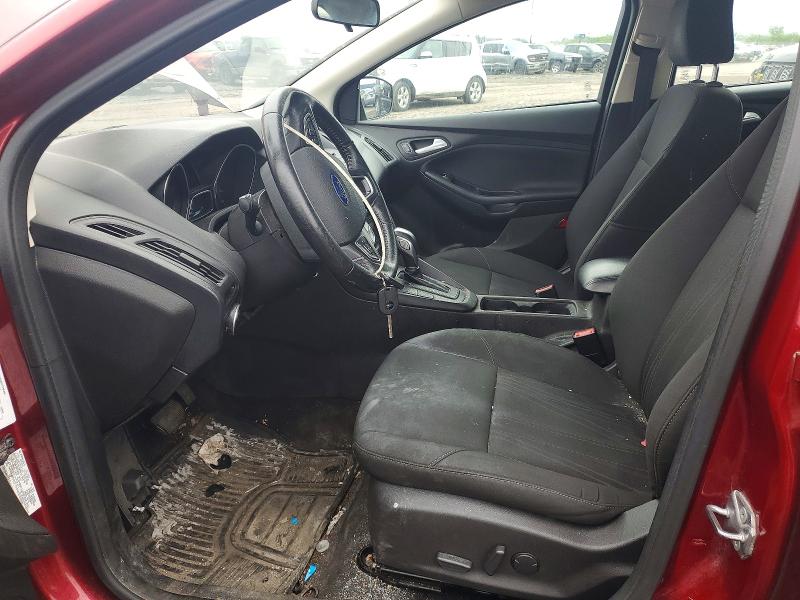 54395306 :رقم المزاد ، 1FADP3K21FL377172 vin ، 2015 Ford Focus مزاد بيع