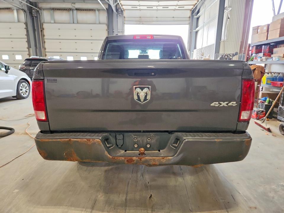 52243846 :رقم المزاد ، 1C6RR7FG9HS711391 vin ، 2017 Ram 1500 مزاد بيع
