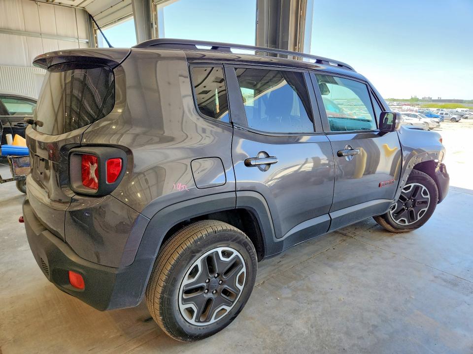 2017 Jeep Renegade მანქანა იყიდება აუქციონზე, vin: ZACCJBCB2HPG11284, აუქციონის ნომერი: 53250866