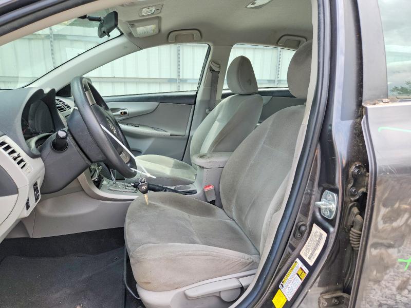 52657086 :رقم المزاد ، 5YFBU4EE5DP137908 vin ، 2013 Toyota Corolla مزاد بيع