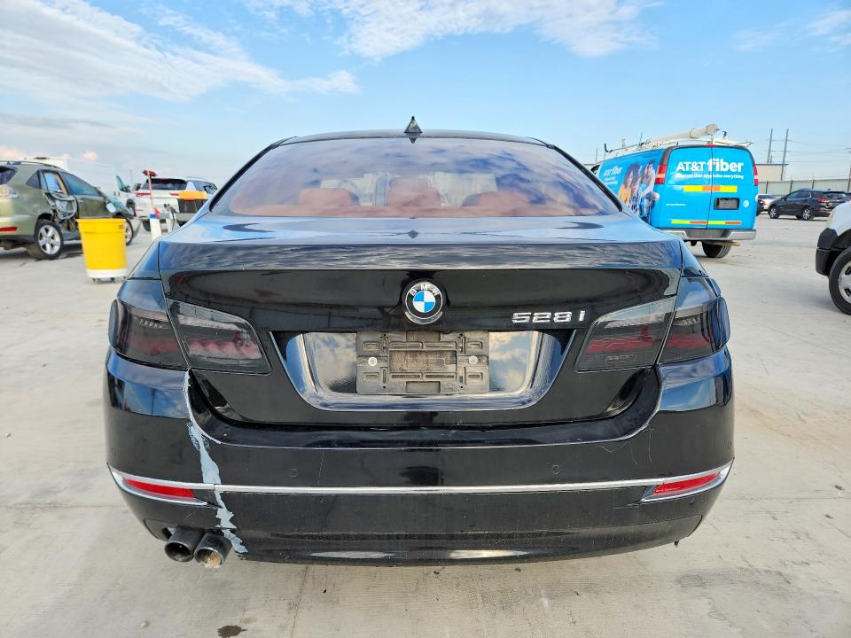 54862486 :رقم المزاد ، WBA5A5C51ED505470 vin ، 2014 Bmw 528 مزاد بيع