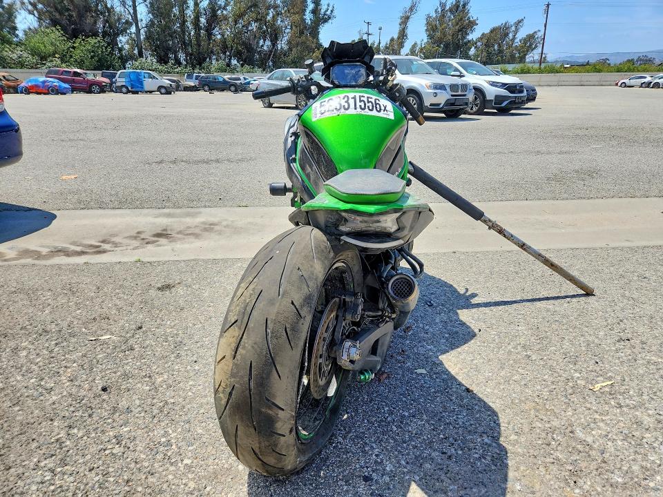 2021 Kawasaki Zr1000 მანქანა იყიდება აუქციონზე, vin: JKAZRCL18MA000051, აუქციონის ნომერი: 52331556