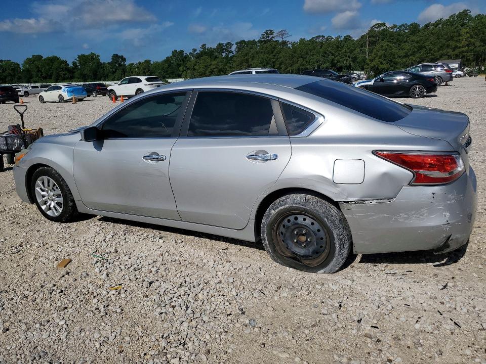Продажа на аукционе авто 2015 Nissan Altima, vin: 1N4AL3AP6FC272168, номер лота: 54121166
