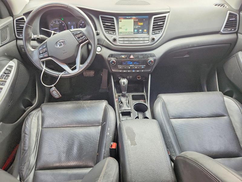 54701106 :رقم المزاد ، KM8J33A42HU514138 vin ، 2017 Hyundai Tucson مزاد بيع
