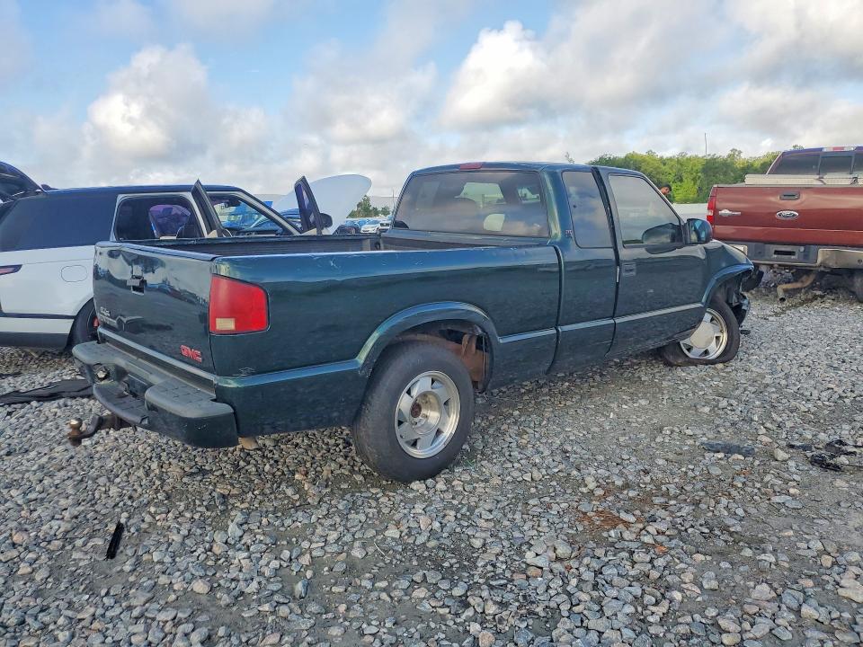 53333346 :رقم المزاد ، 1GTCS195828178707 vin ، 2002 Gmc Sonoma مزاد بيع