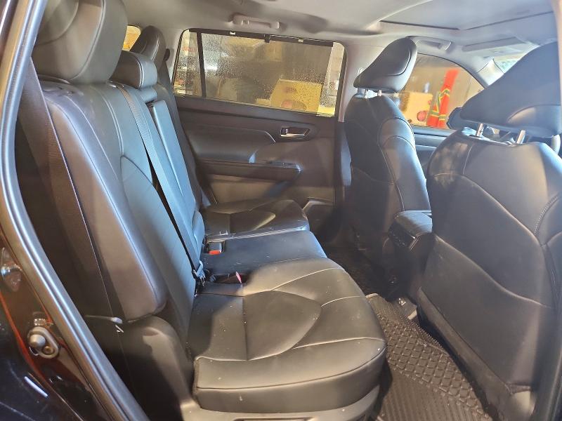 Продажа на аукционе авто 2025 Toyota Highlander, vin: 5TDKBRCHXSS677274, номер лота: 54750266