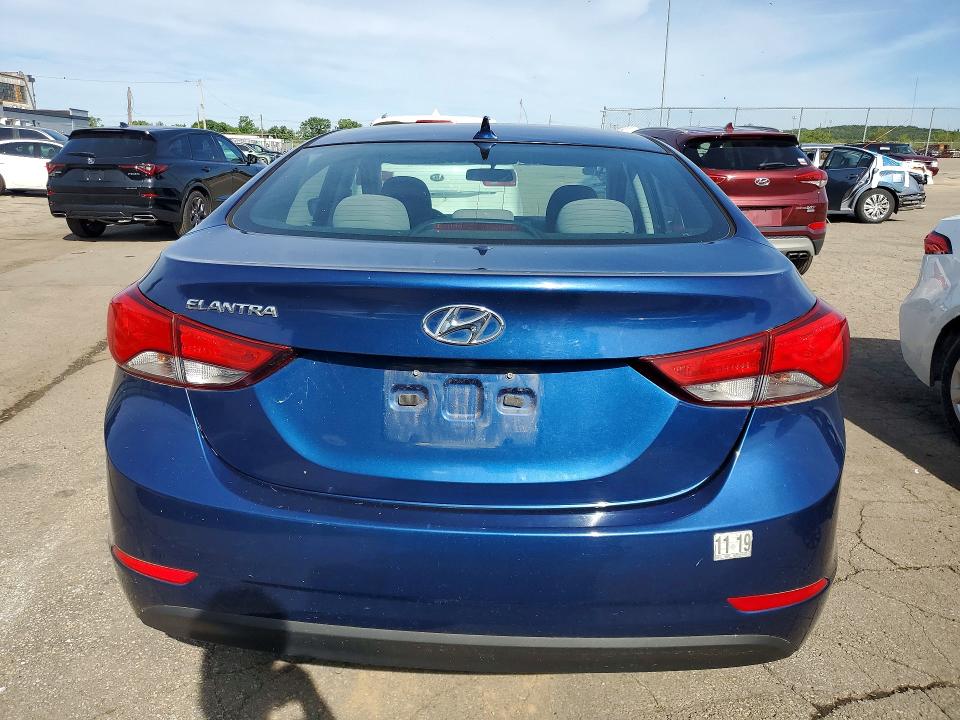 55231926 :رقم المزاد ، 5NPDH4AE4FH583180 vin ، 2015 Hyundai Elantra مزاد بيع