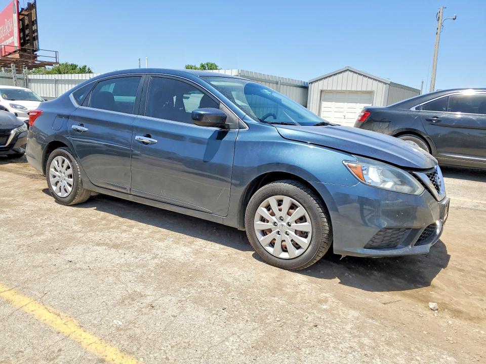 Продажа на аукционе авто 2016 Nissan Sentra, vin: 3N1AB7AP3GL645485, номер лота: 52971026