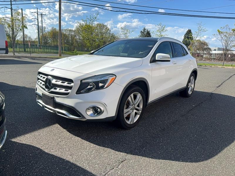 52585826 :رقم المزاد ، WDCTG4GB7JJ477053 vin ، 2018 Mercedes-benz Gla مزاد بيع