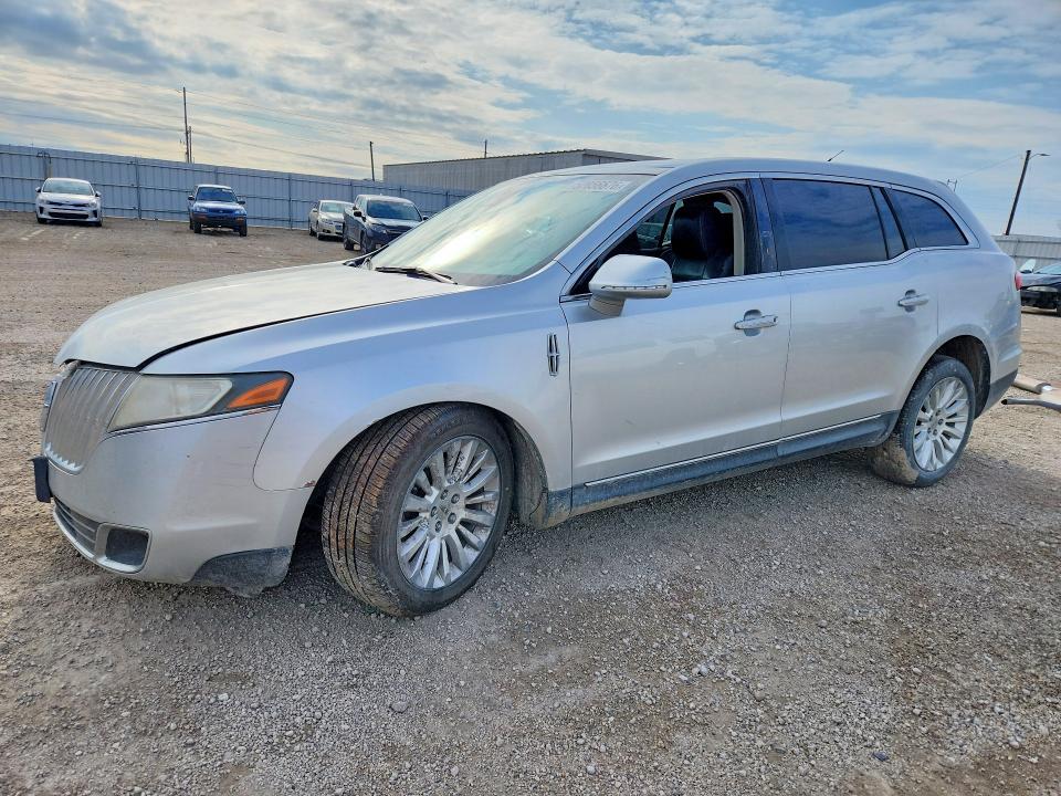 Auction sale of the 2010 Lincoln Mkt, vin: 2LMHJ5AR8ABJ30456, lot number: 52056676