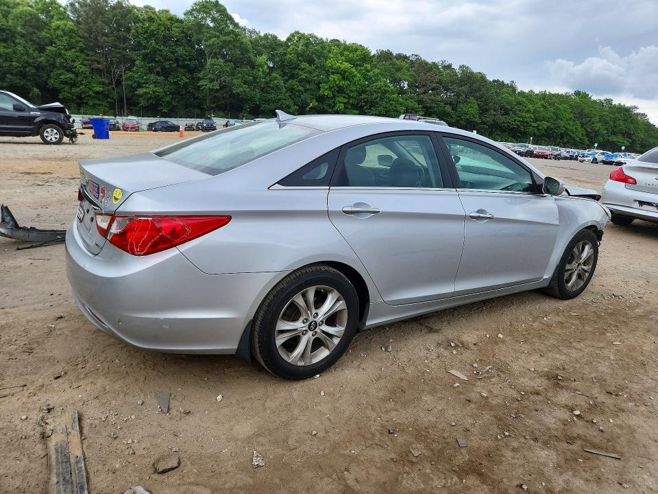 2011 Hyundai Sonata მანქანა იყიდება აუქციონზე, vin: 5NPEC4AC9BH145721, აუქციონის ნომერი: 54631286