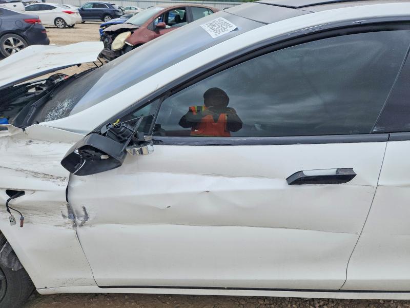 54342936 :رقم المزاد ، 5YJSA1E25HF181311 vin ، 2017 Tesla Model S مزاد بيع
