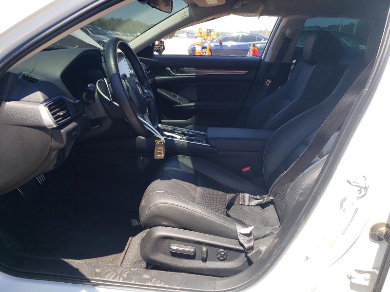 53770816 :رقم المزاد ، 1HGCV1F40NA095998 vin ، 2022 Honda Accord مزاد بيع