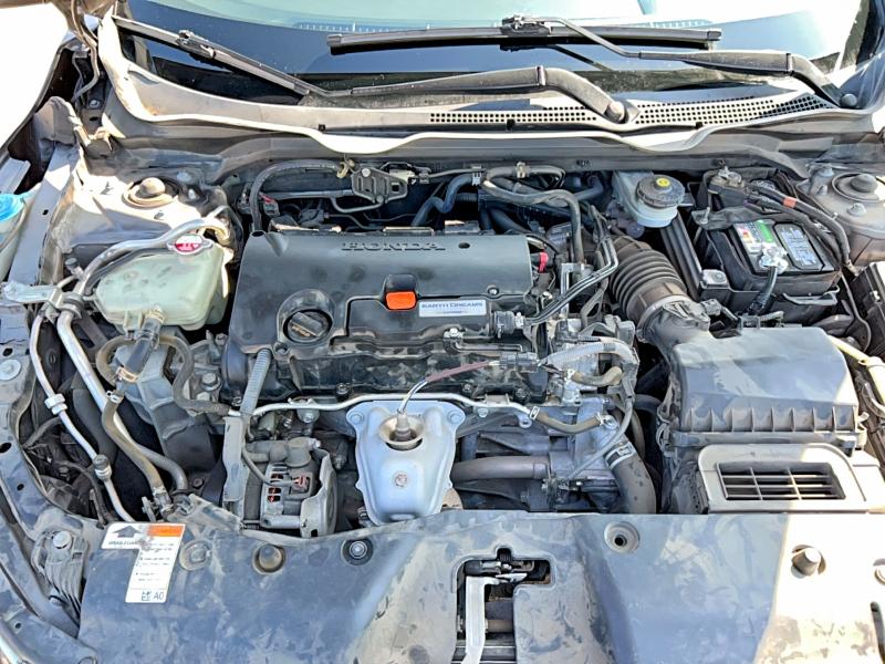 55102576 :رقم المزاد ، 19XFC2F7XJE031850 vin ، 2018 Honda Civic مزاد بيع